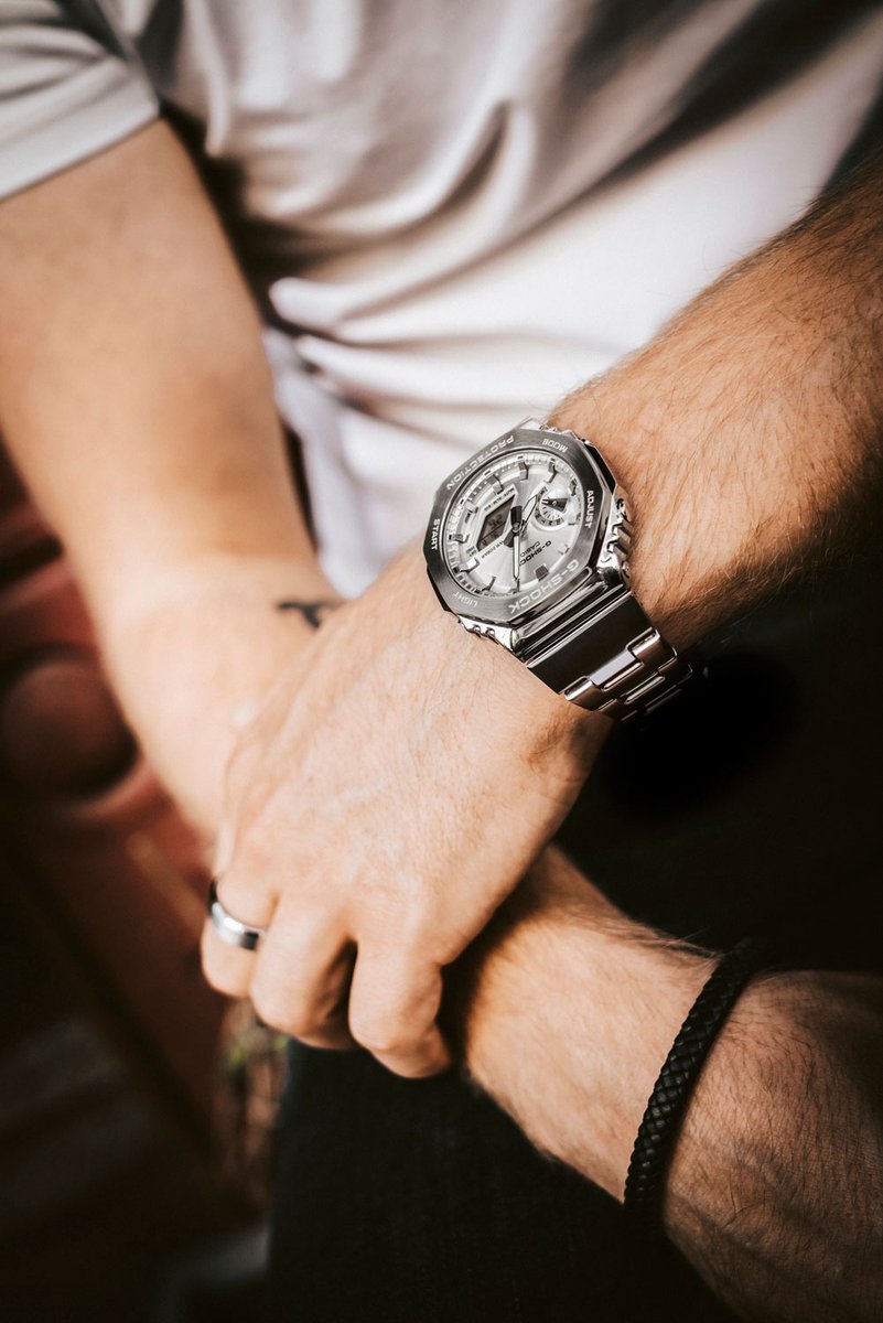 G-SHOCK GM-2110D-7AER