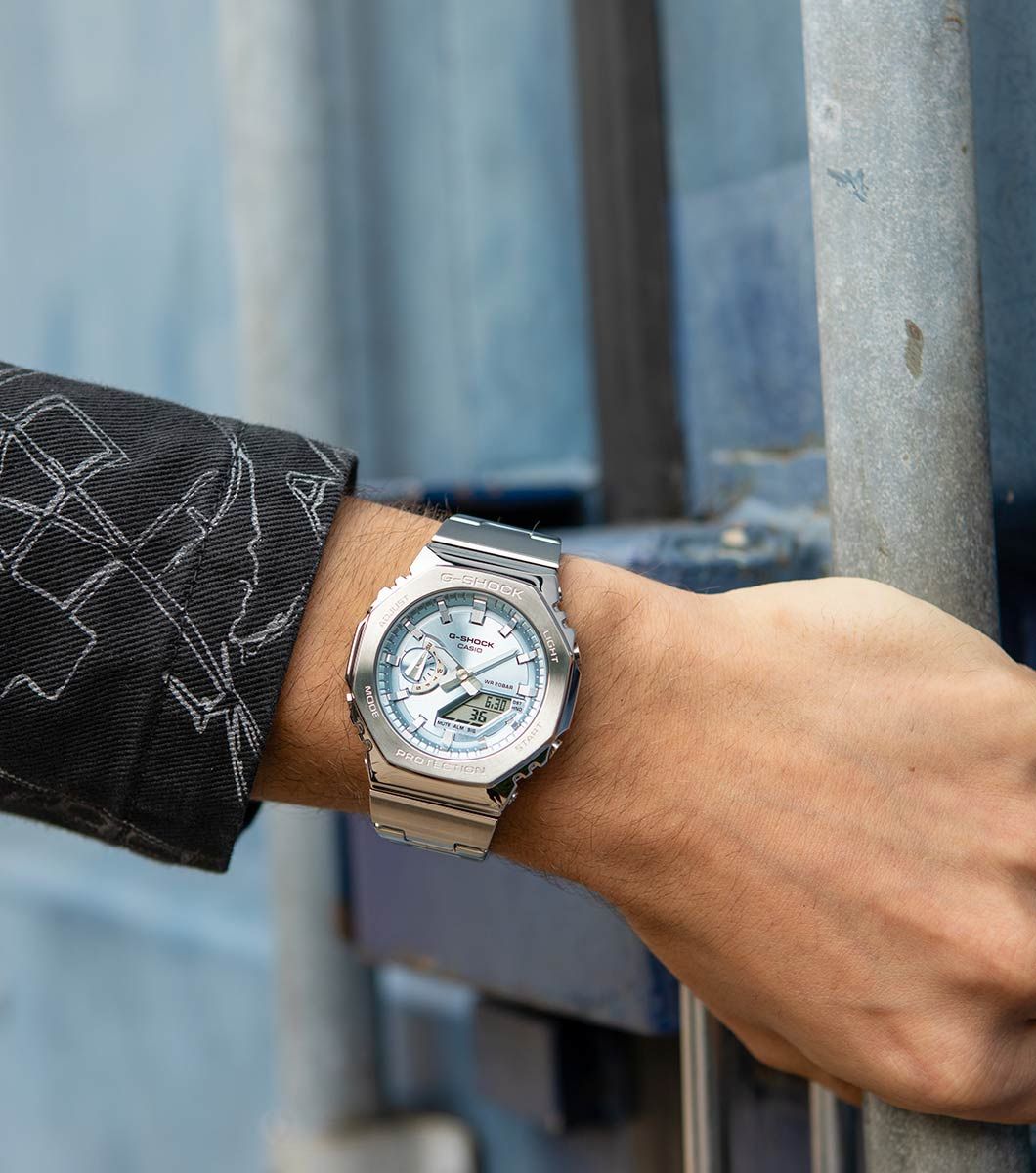 G-SHOCK GM-2110D-2AER