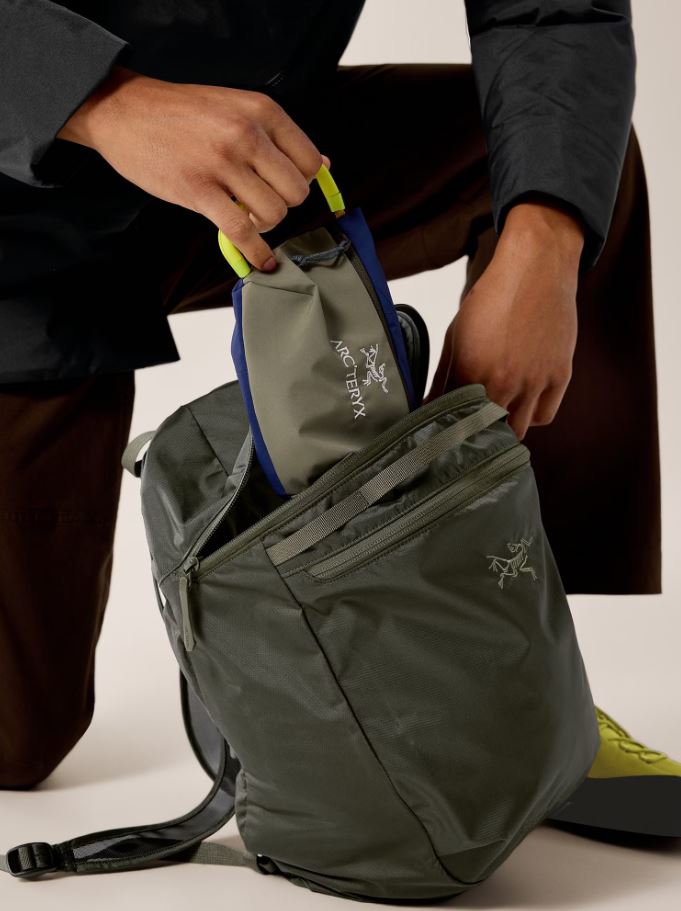ARC'TERYX HELIAD 15 BACKPACK Tatsu