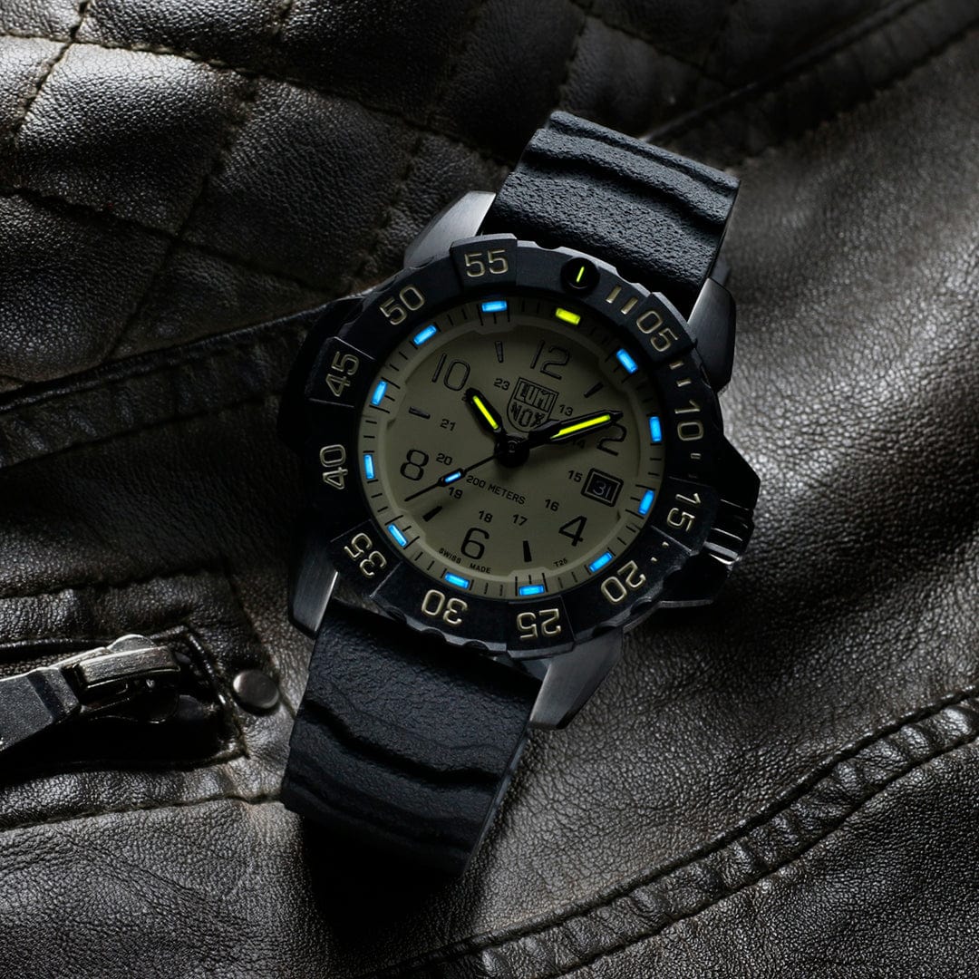 Luminox Sea XS.3251.CBNSF.SET Navy Seal Steel Horloge
