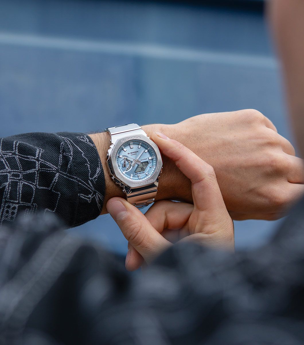 G-SHOCK GM-2110D-2AER
